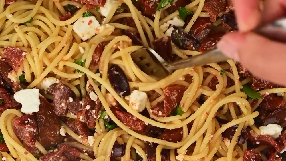 Mediterranean Spaghetti